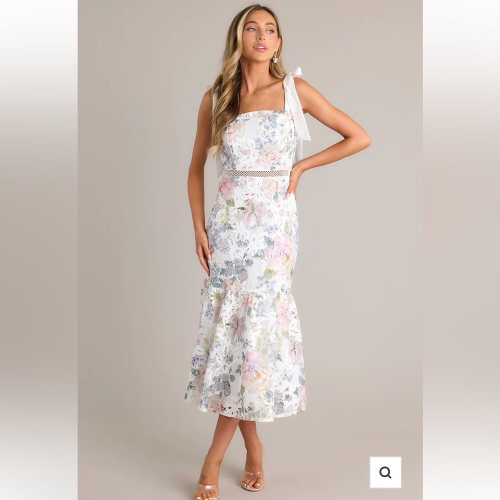 New Red Dress YOU GROW GIRL IVORY LACE FLORAL MIDI DRESS Size L
